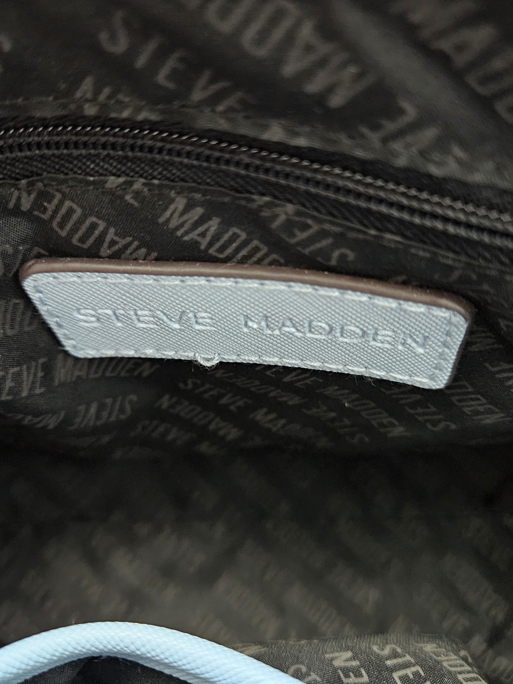 Steve Madden Light Blue Crossbody Bag with Silver Chain - Picture 4 of 8